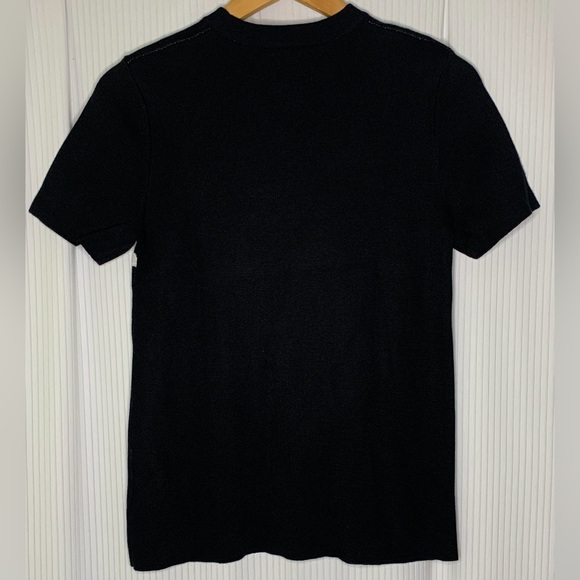 Anne Klein - Black And White Short Sleeve Crewneck Sweater With Lion Image - S - Picture 2 of 6